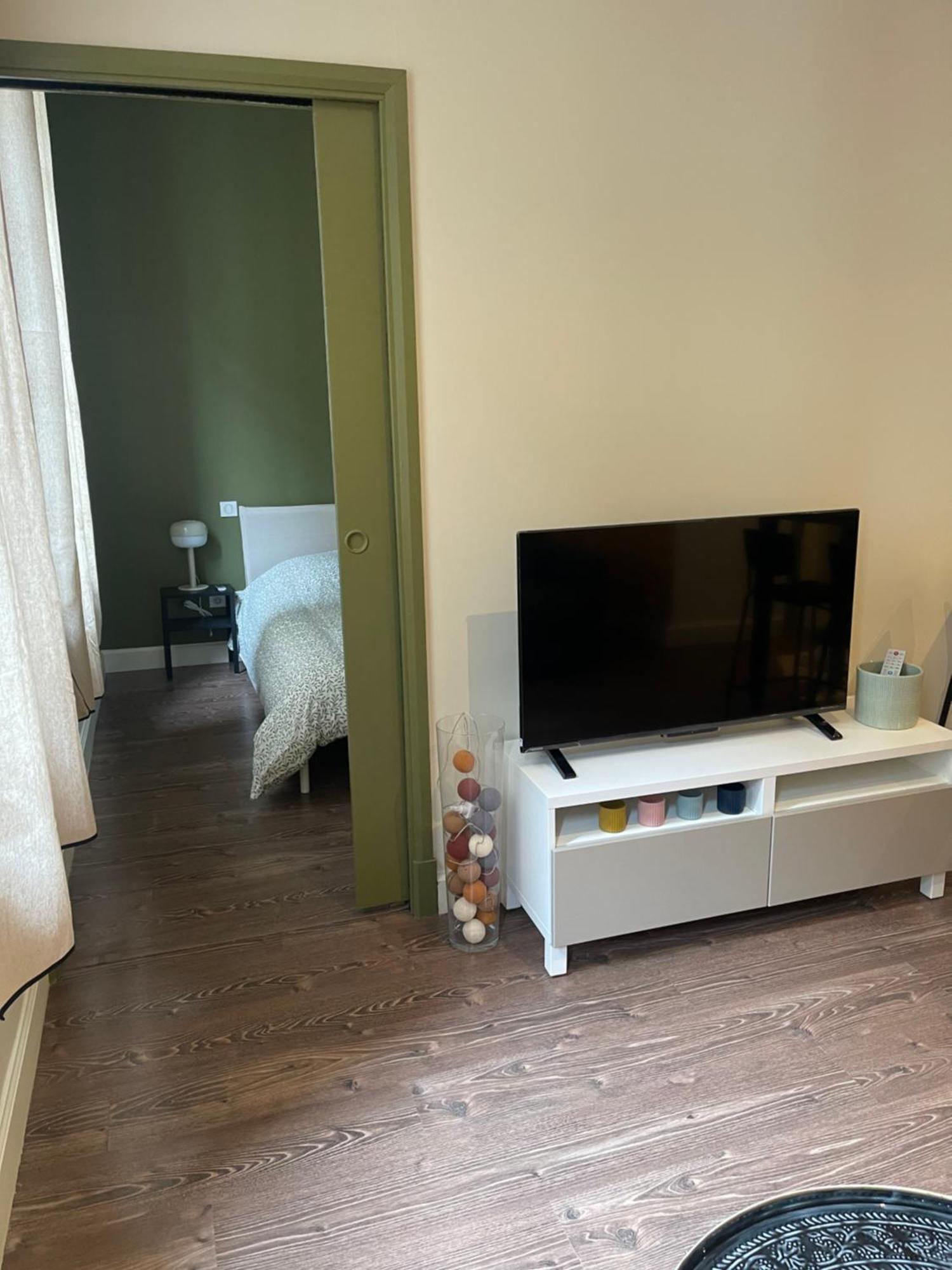 Appartement Au Coeur Du Centre Ville De Carcassonne Esterno foto